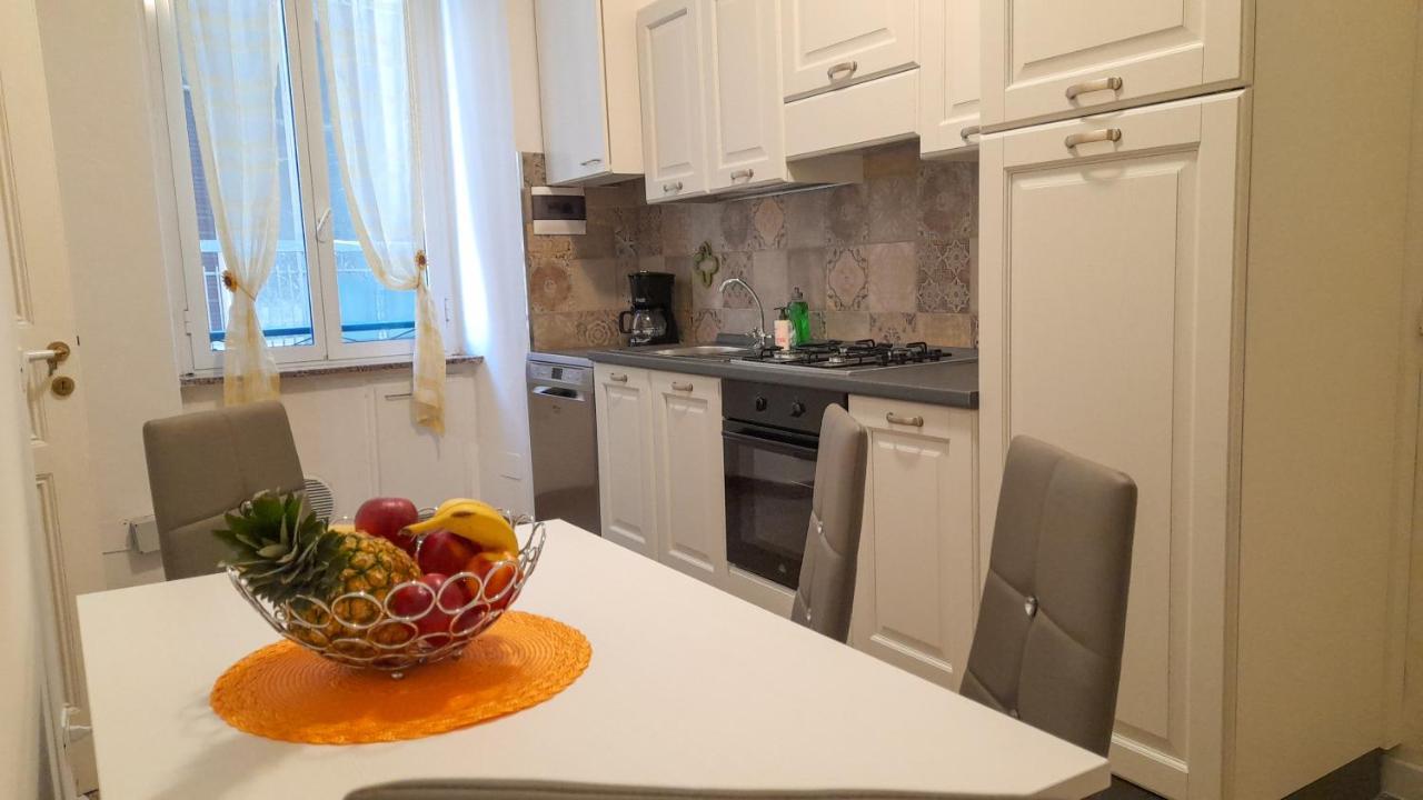La Casa Di Christina Apartment อิมเปรีอา ภายนอก รูปภาพ